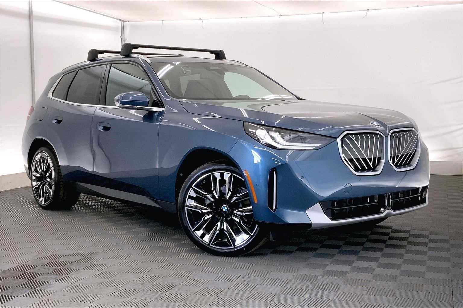 Thumbnail: 2025 BMW X3 - 21