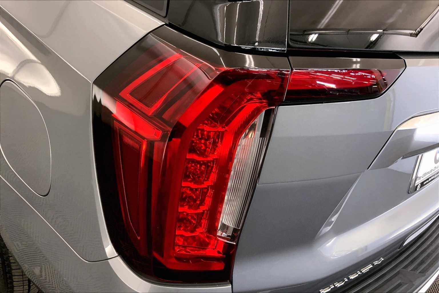 Thumbnail: 2024 GMC Yukon - 32