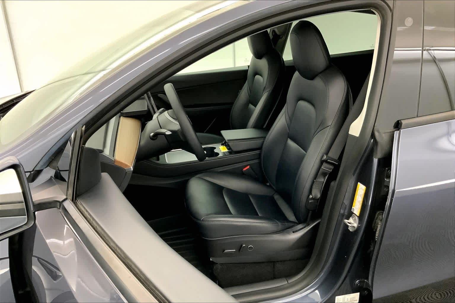 Thumbnail: 2022 Tesla Model Y - 11