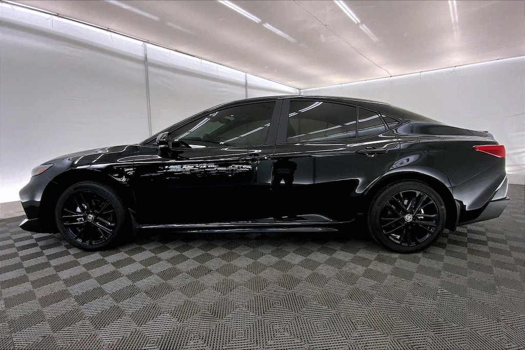 Used 2025 Toyota Camry SE Sedan