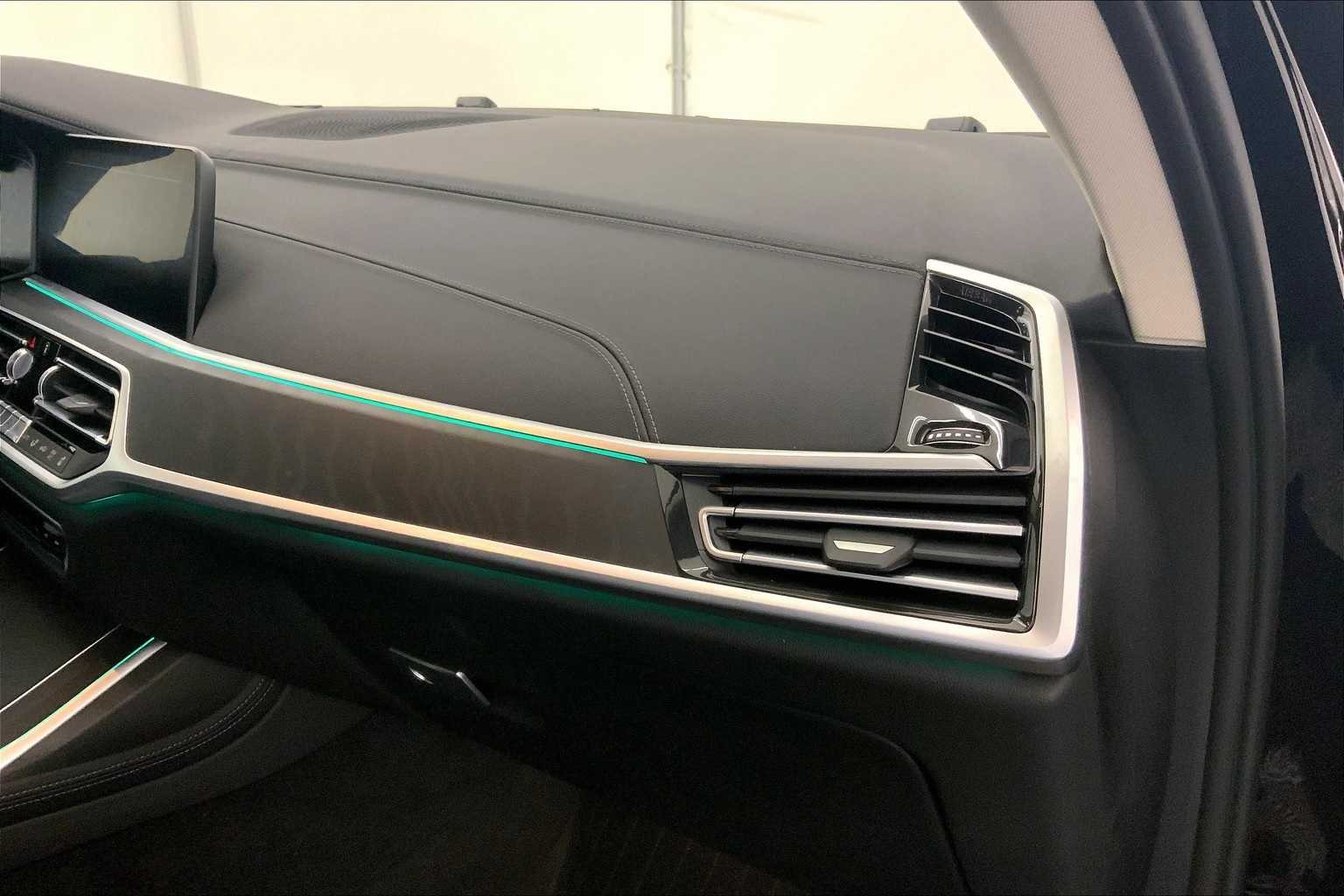 Thumbnail: 2022 BMW X7 - 23