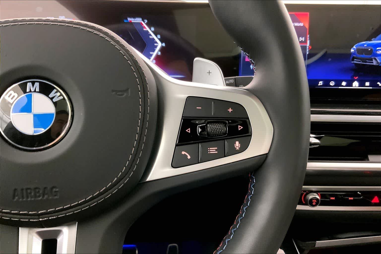 Thumbnail: 2024 BMW X7 - 25