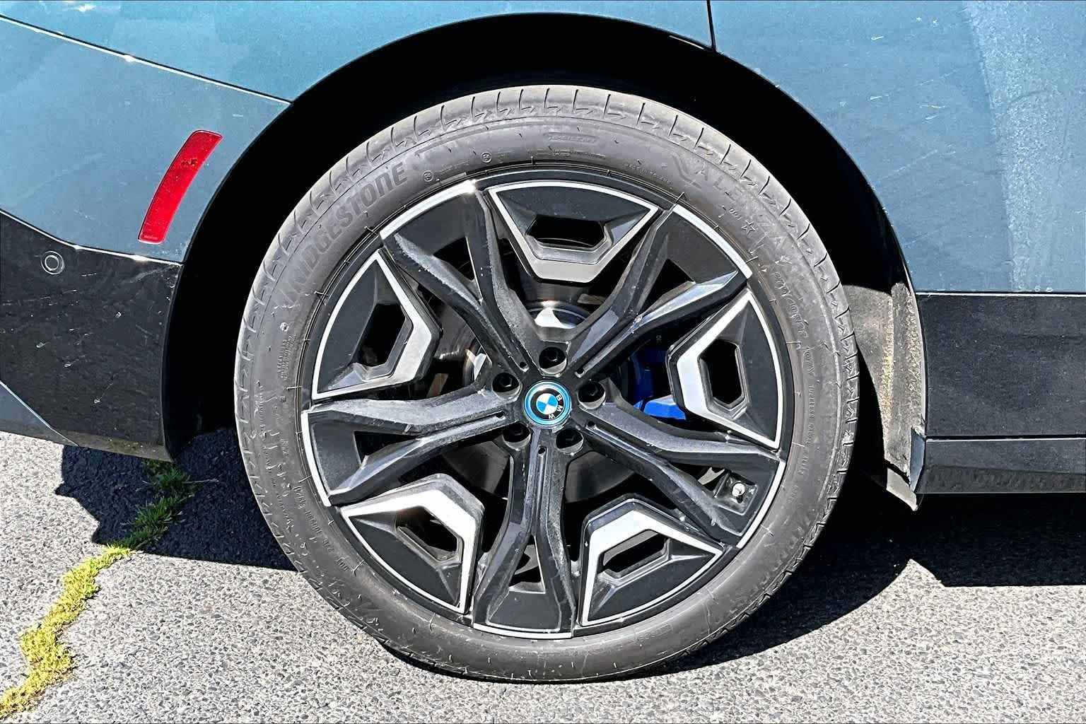 Thumbnail: 2025 BMW iX - 20