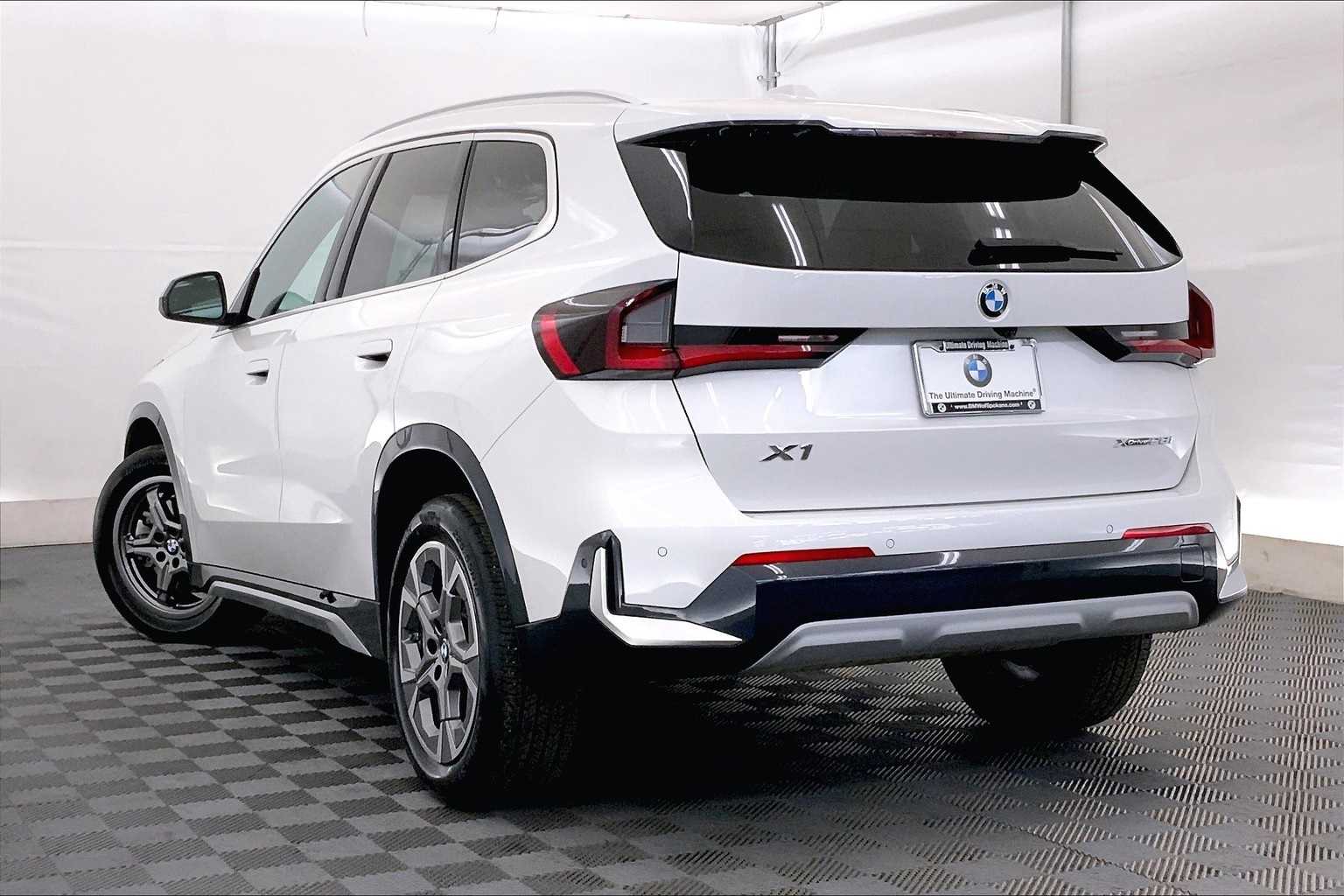 Thumbnail: 2024 BMW X1 - 4