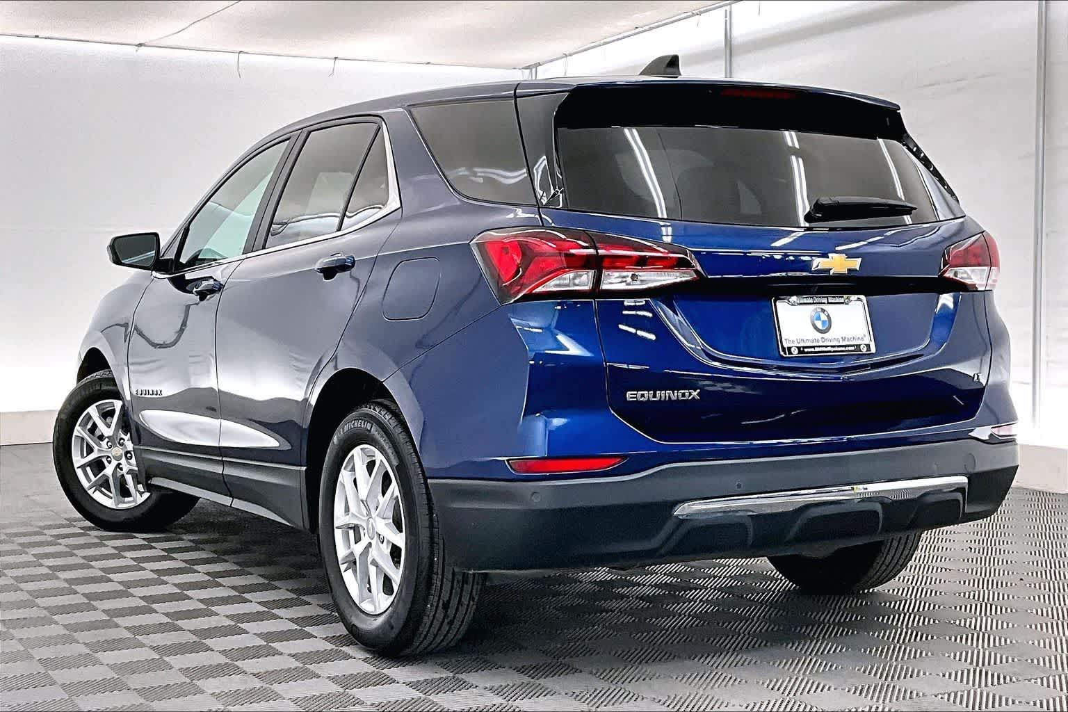Thumbnail: 2023 Chevrolet Equinox - 4