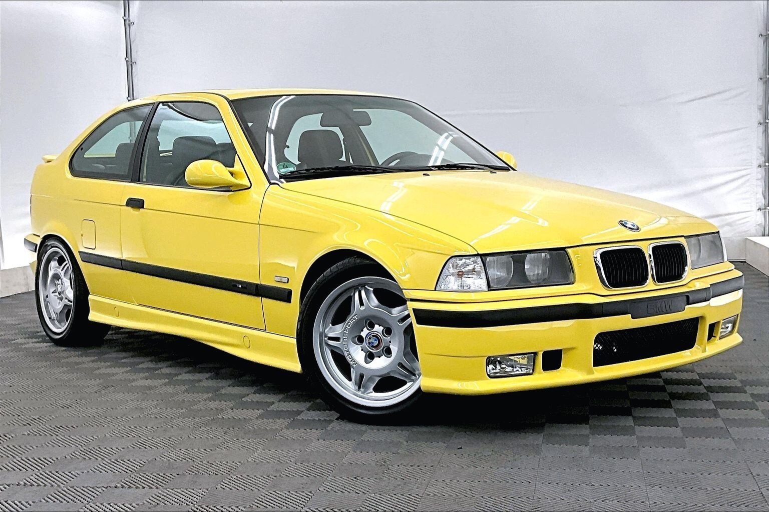 Thumbnail: 2000 BMW 2 Series - 20