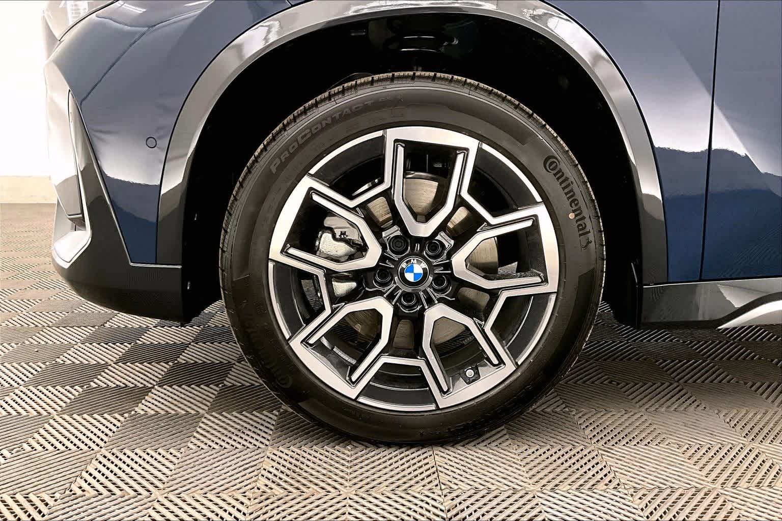 Thumbnail: 2026 BMW X1 - 8