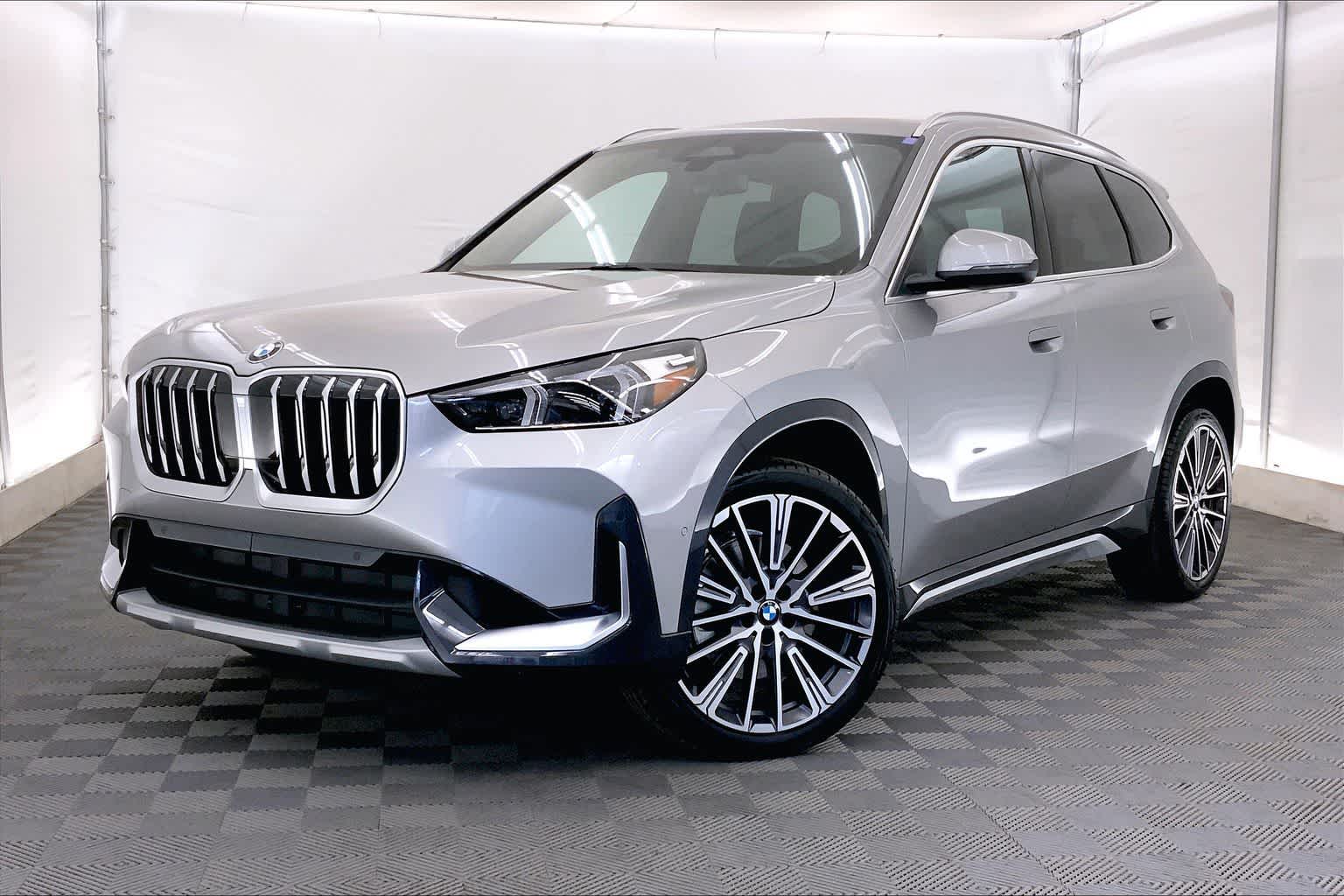 Thumbnail: 2025 BMW X1 - 1