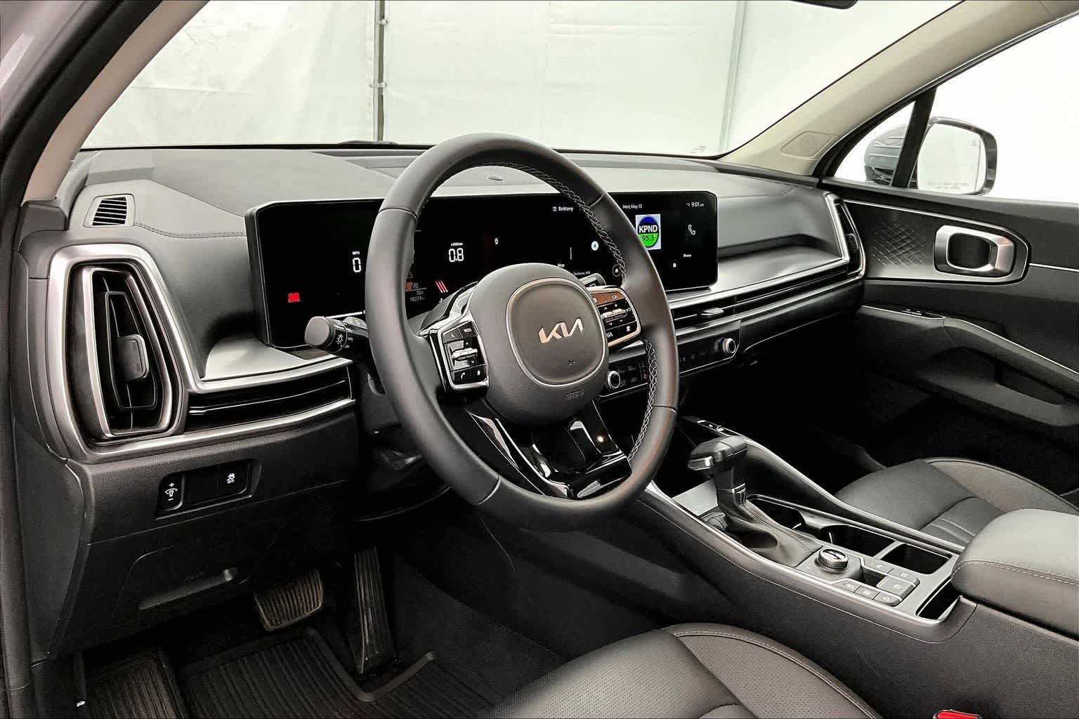 Thumbnail: 2025 Kia Sorento - 2