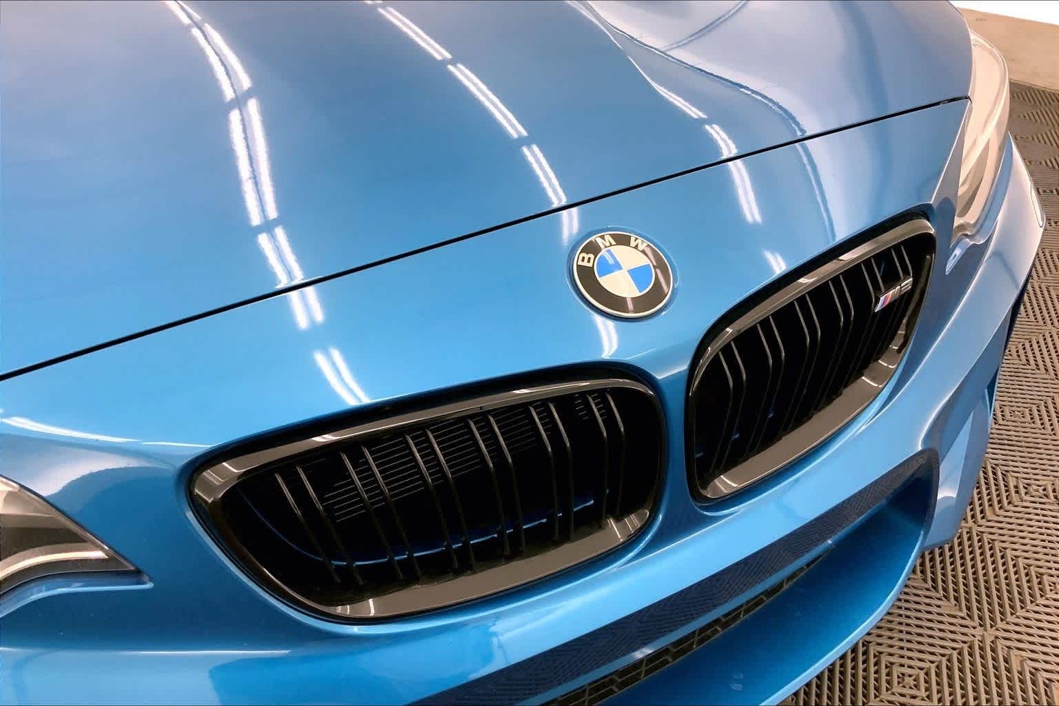 Thumbnail: 2018 BMW M2 - 32