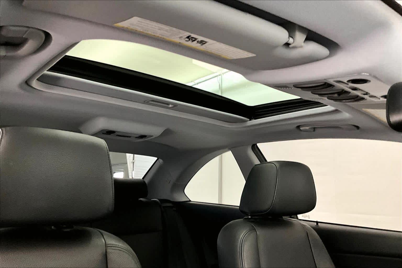 Thumbnail: 2013 BMW 1 Series - 29