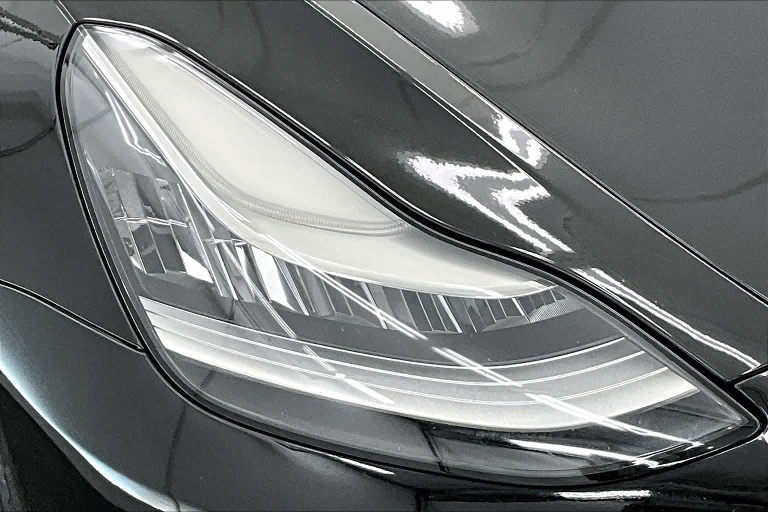 Thumbnail: 2019 Tesla Model 3 - 31