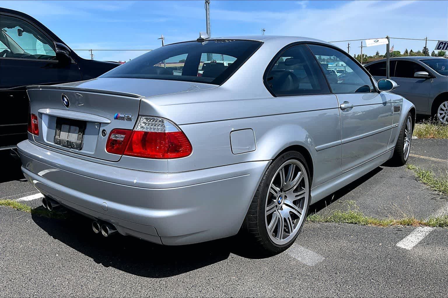 Thumbnail: 2004 BMW M3 - 18