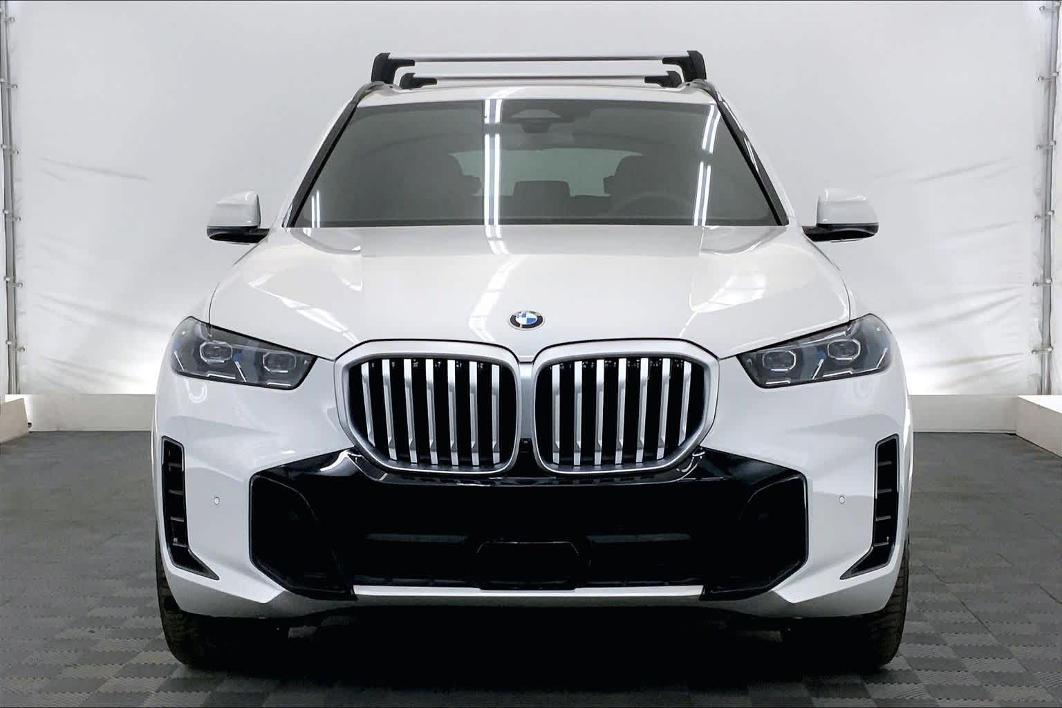 Thumbnail: 2026 BMW X5 - 6