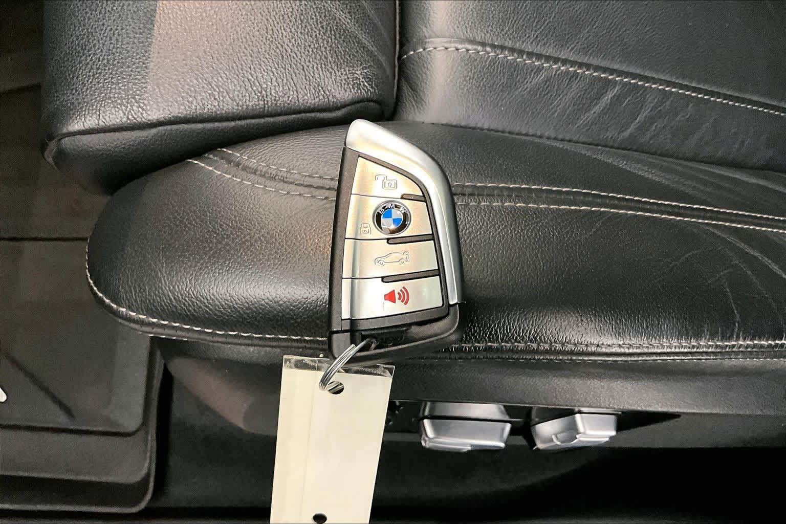 Thumbnail: 2021 BMW X5 - 19