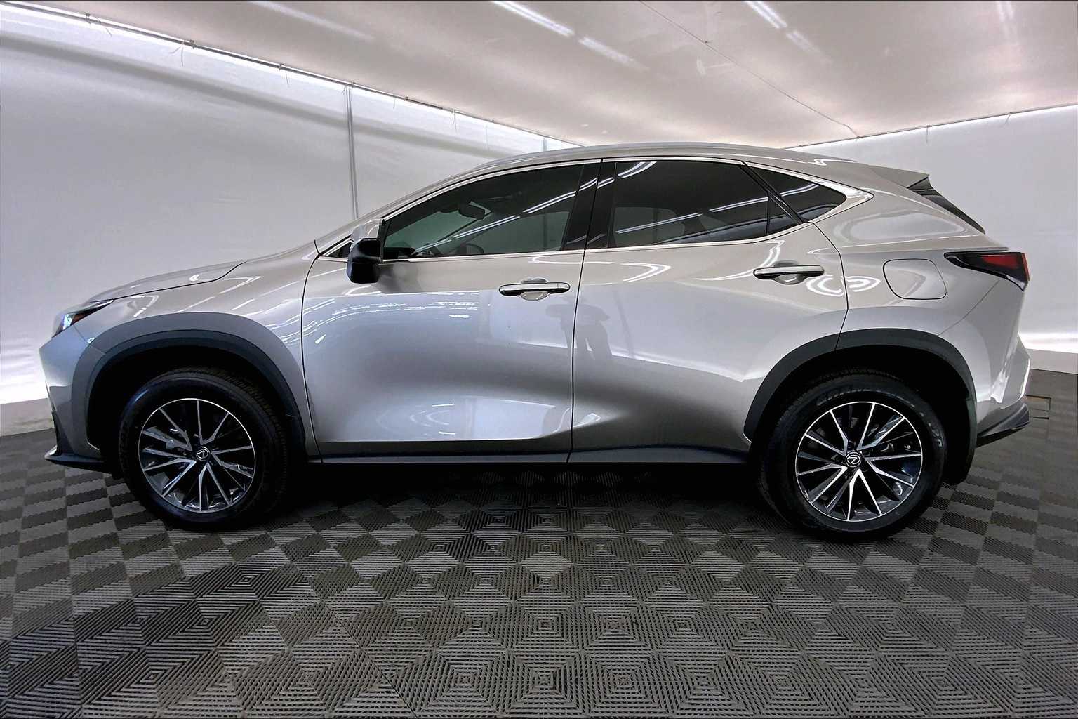 Thumbnail: 2024 Lexus NX - 3