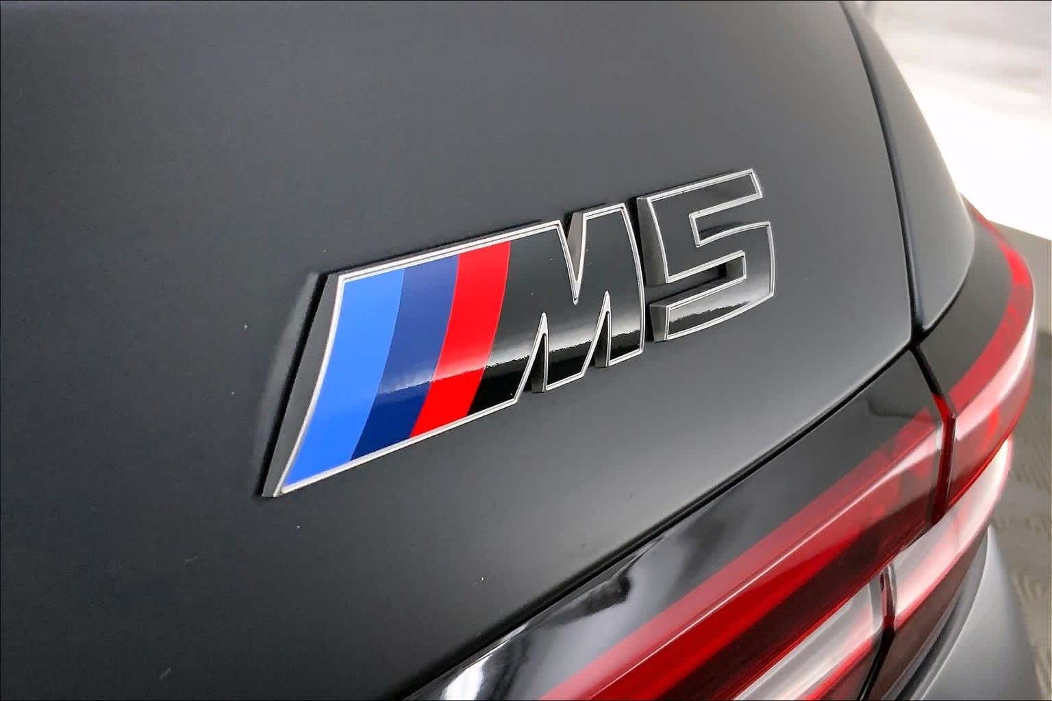 Thumbnail: 2026 BMW M5 - 7