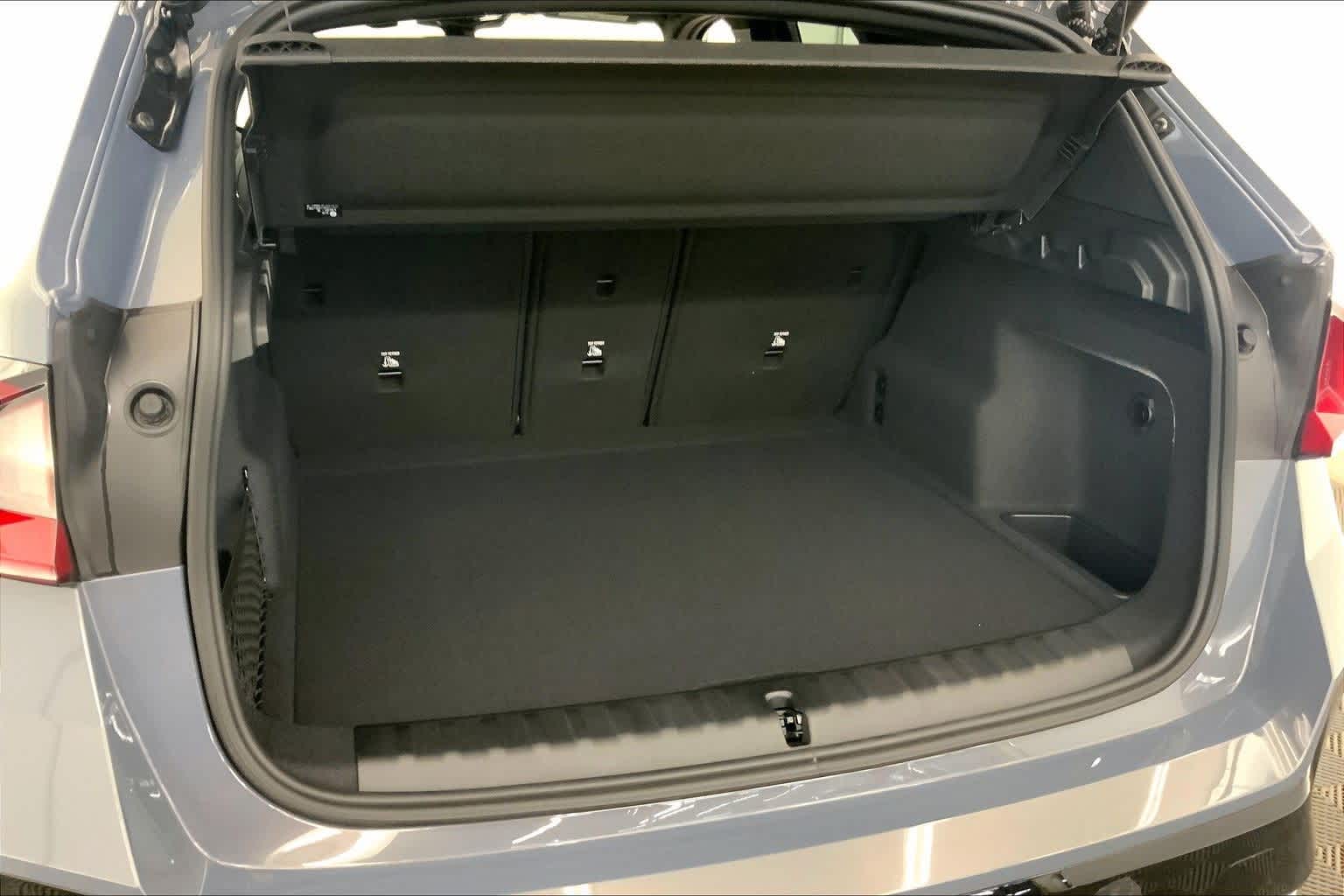 Thumbnail: 2026 BMW X1 - 19