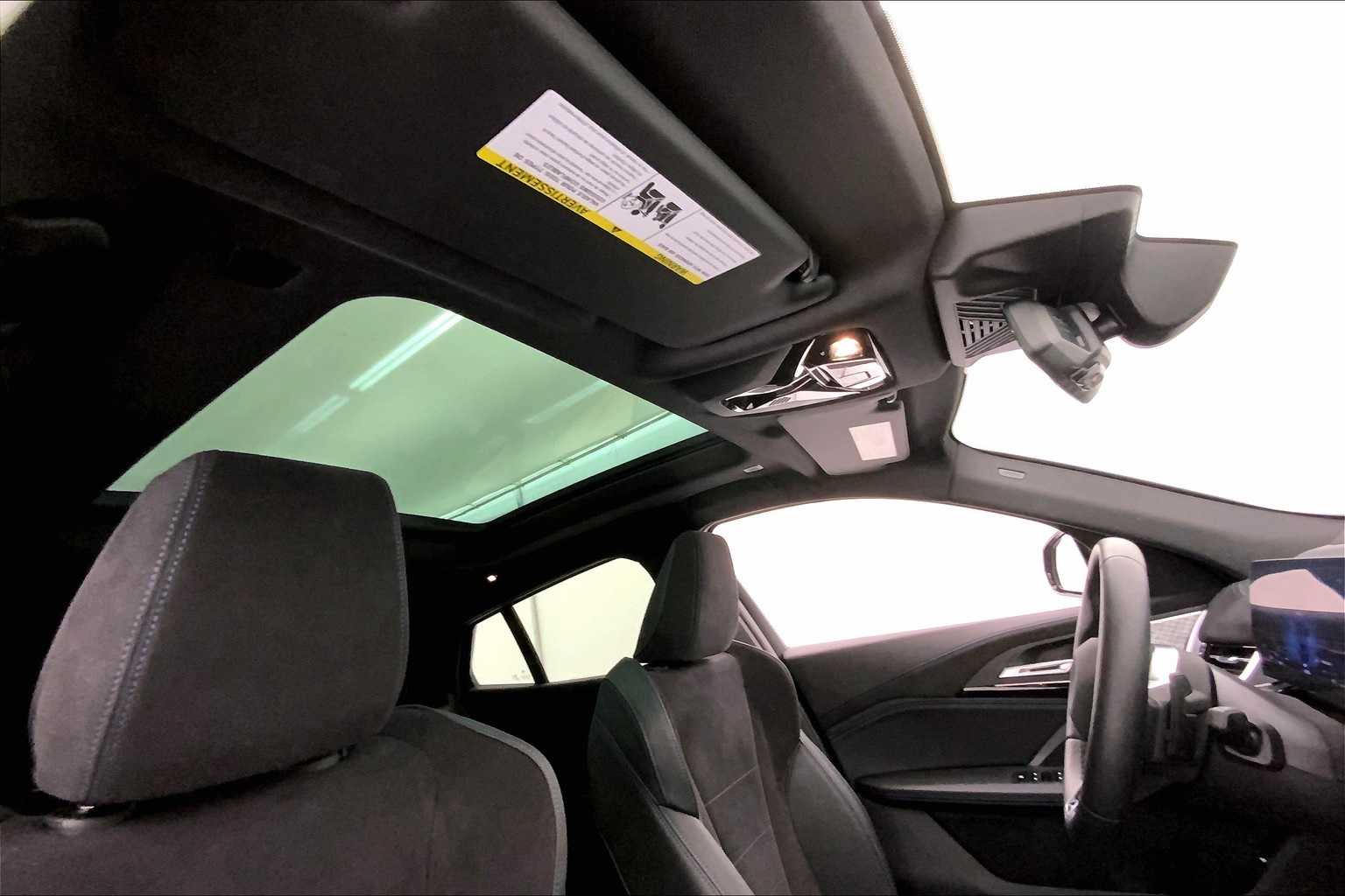 Thumbnail: 2025 BMW X2 - 30