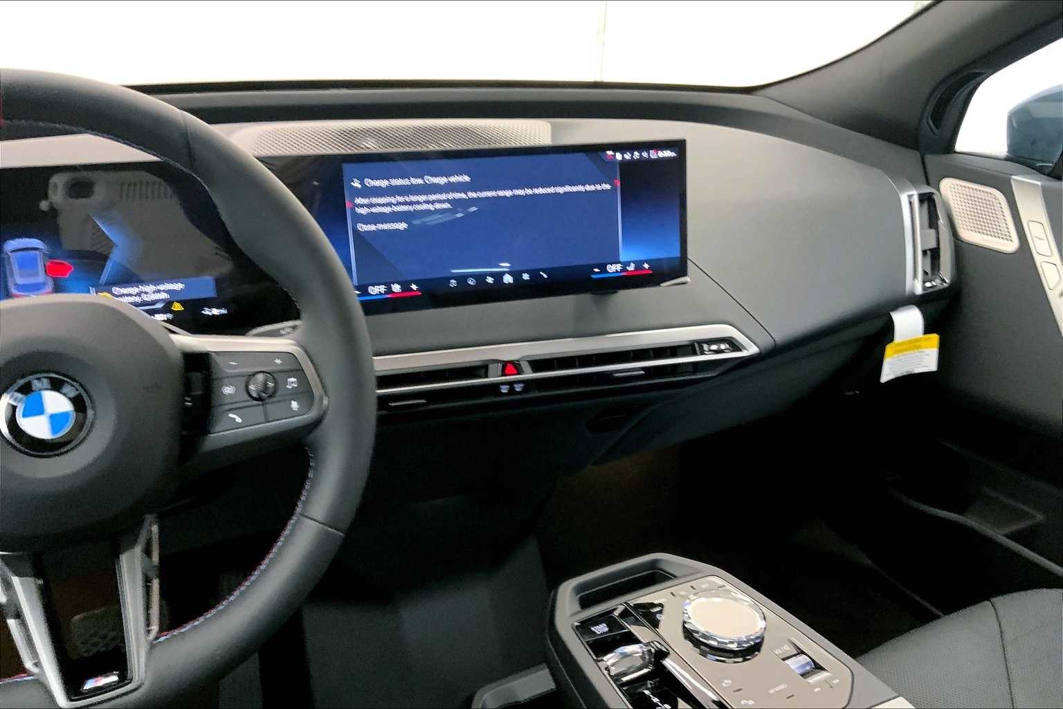 Thumbnail: 2025 BMW iX - 16