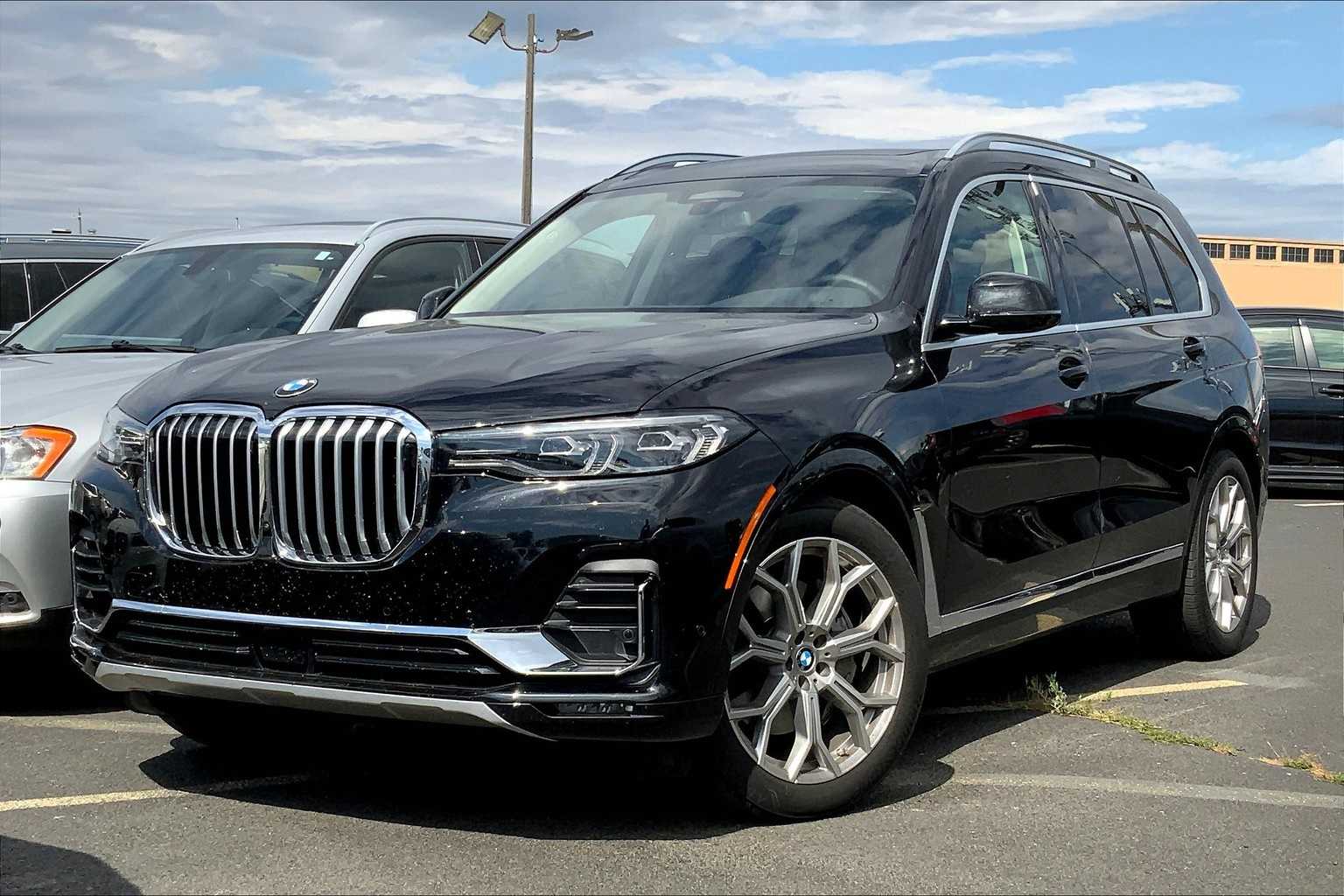 Thumbnail: 2022 BMW X7 - 1