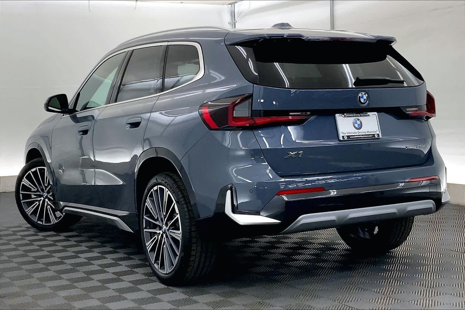 Thumbnail: 2026 BMW X1 - 4