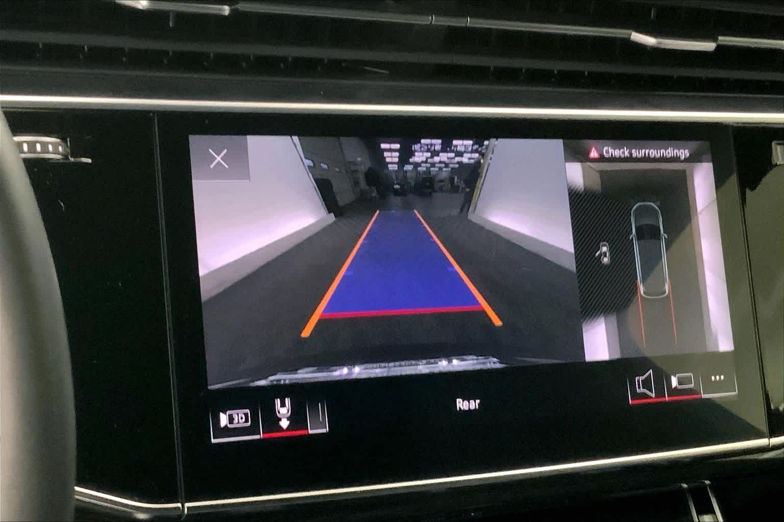 Thumbnail: 2021 Audi Q7 - 26