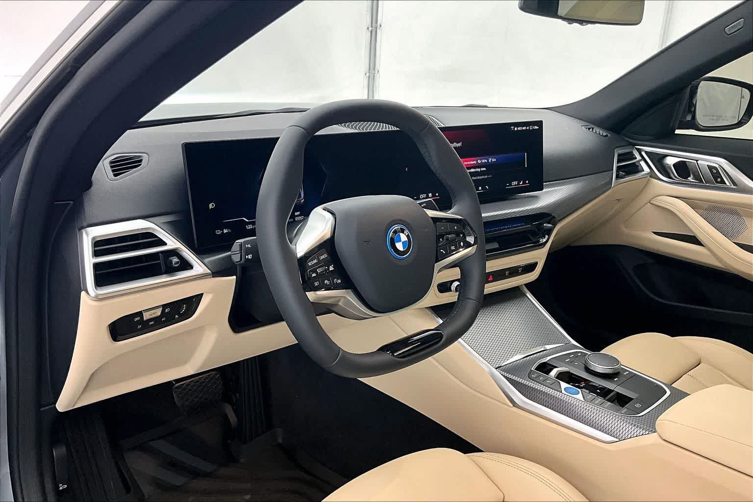 Thumbnail: 2025 BMW i4 - 2