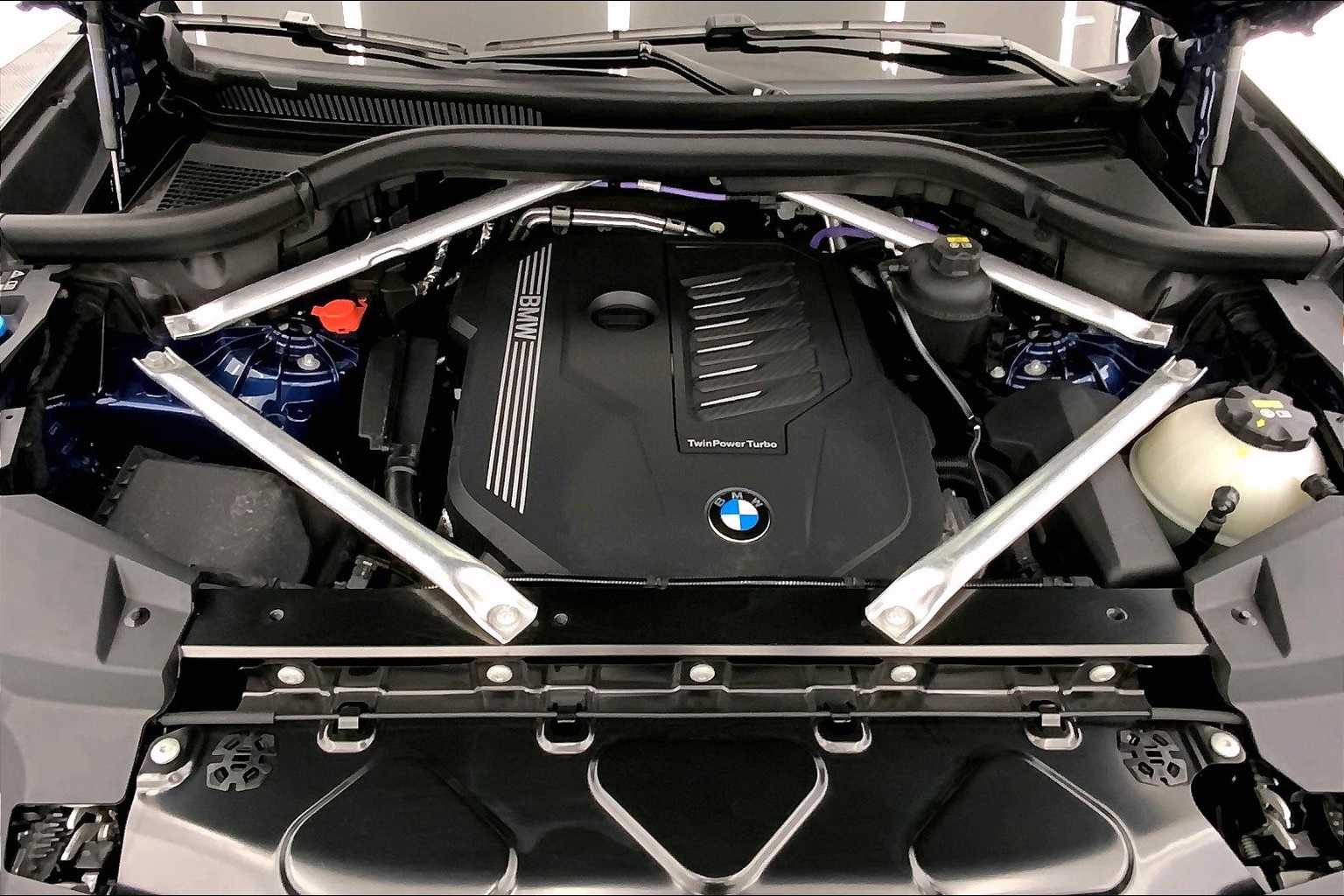 Thumbnail: 2023 BMW X5 - 9