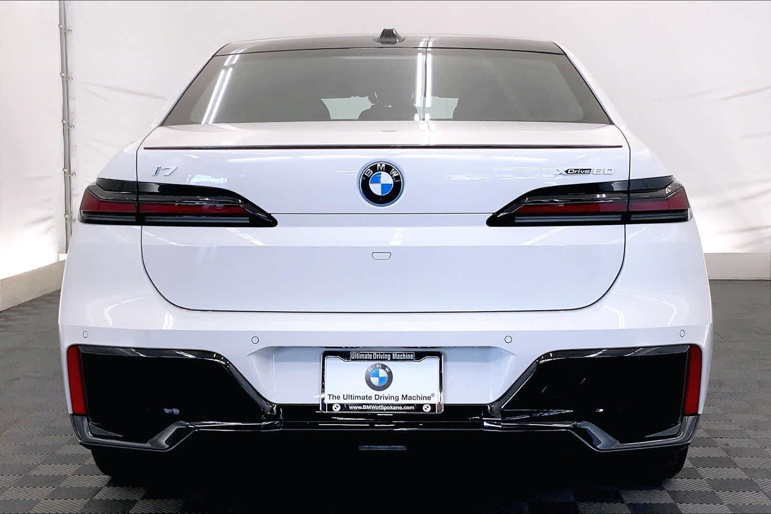 Thumbnail: 2026 BMW i7 - 5