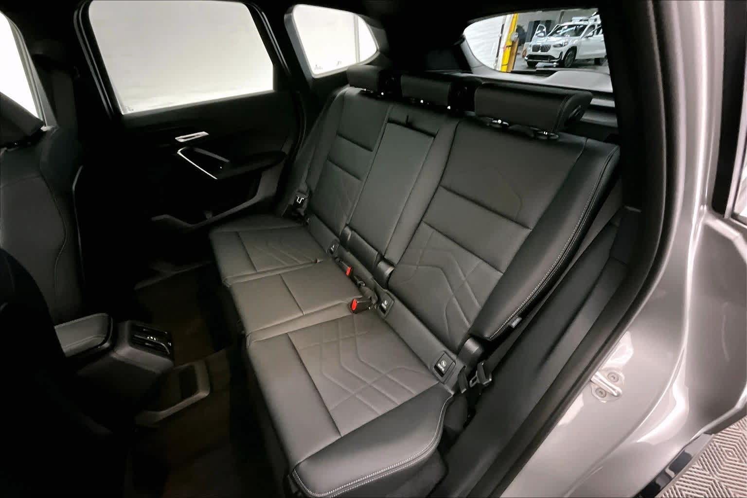 Thumbnail: 2026 BMW X1 - 13