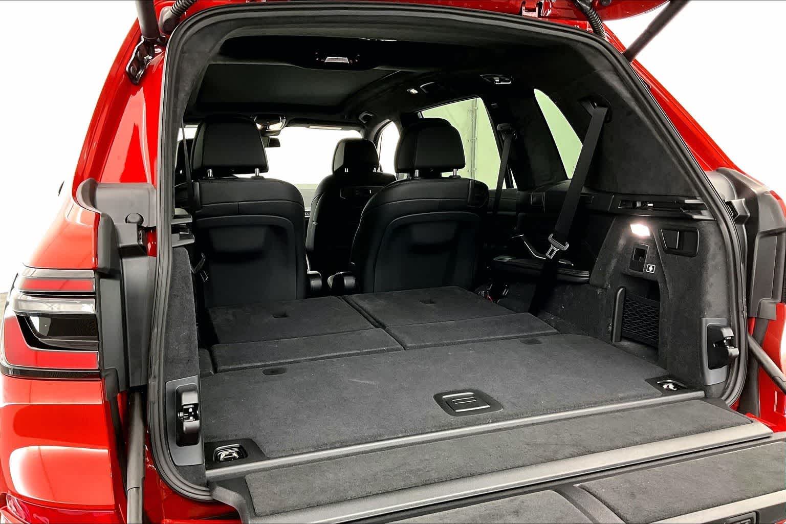 Thumbnail: 2026 BMW X7 - 19