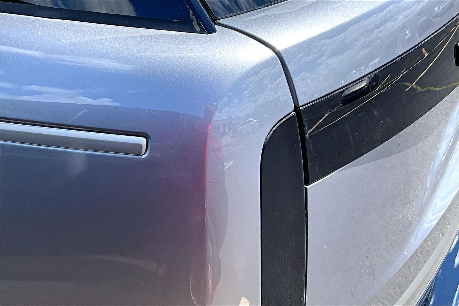 Thumbnail: 2023 Land Rover Range Rover - 12