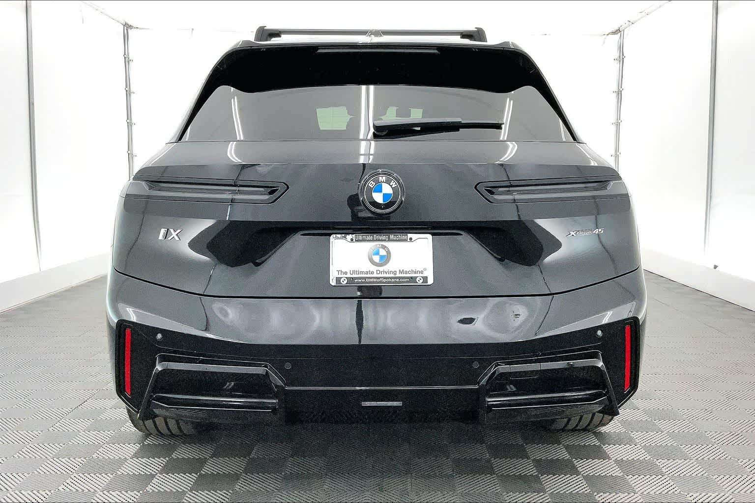 Thumbnail: 2026 BMW iX - 5