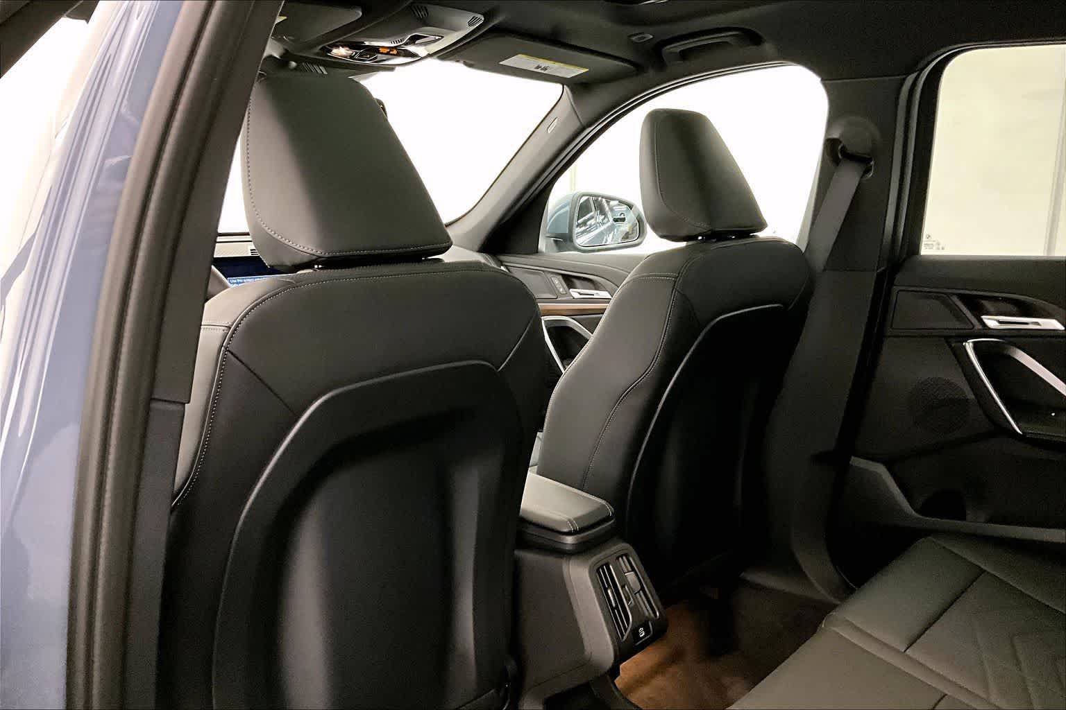 Thumbnail: 2026 BMW X1 - 12