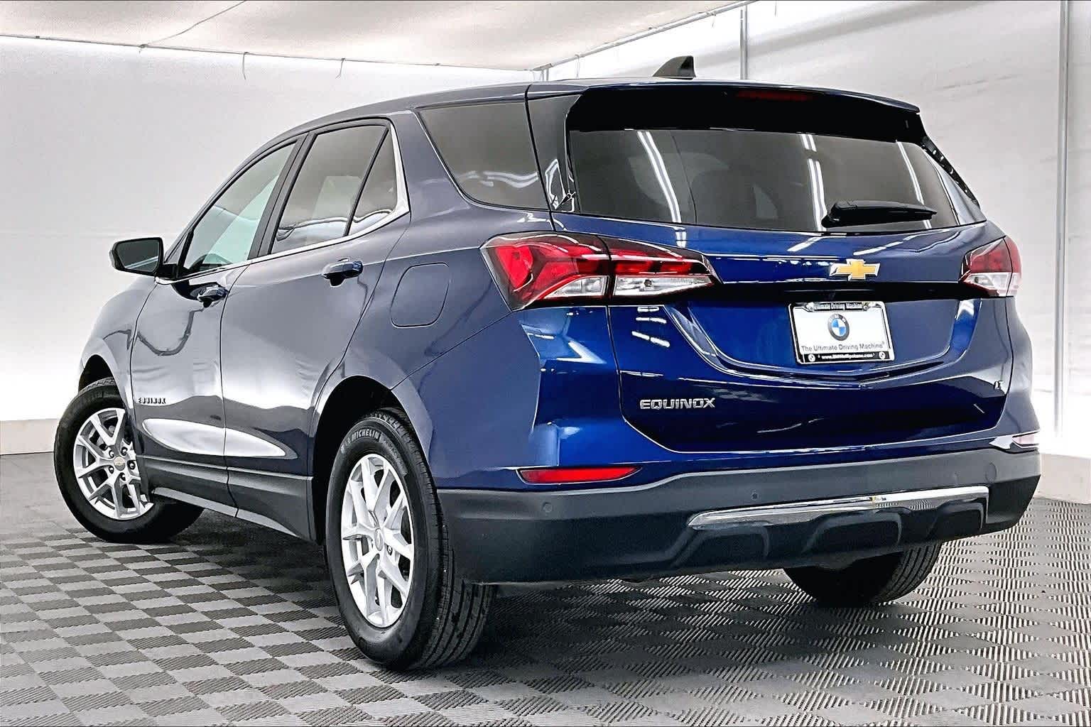 Thumbnail: 2023 Chevrolet Equinox - 4