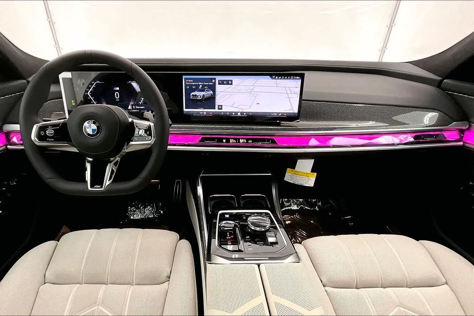 Thumbnail: 2025 BMW 7 Series - 10