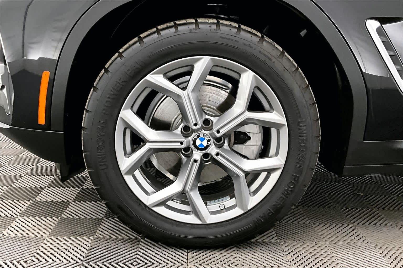 Thumbnail: 2024 BMW X3 - 8