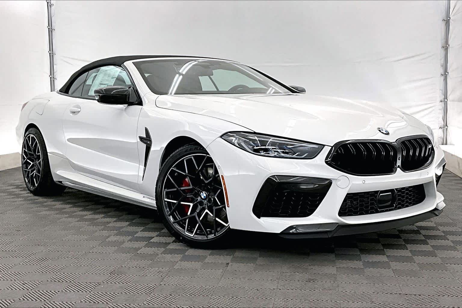 Thumbnail: 2025 BMW M8 - 20