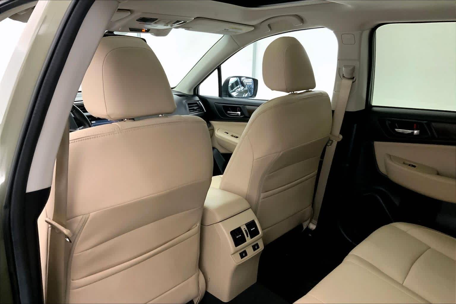 Thumbnail: 2016 Subaru Outback - 12