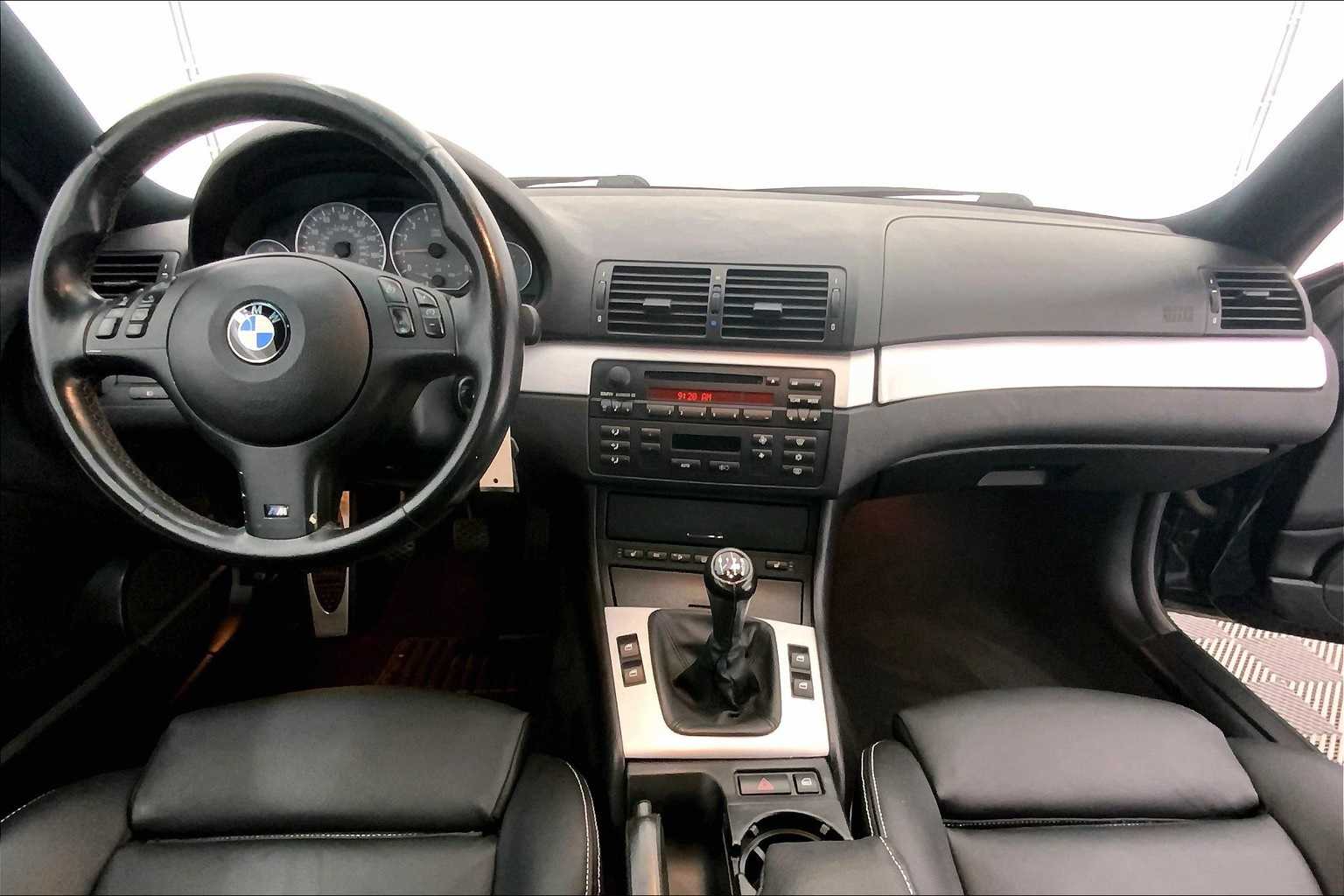 Thumbnail: 2004 BMW M3 - 10