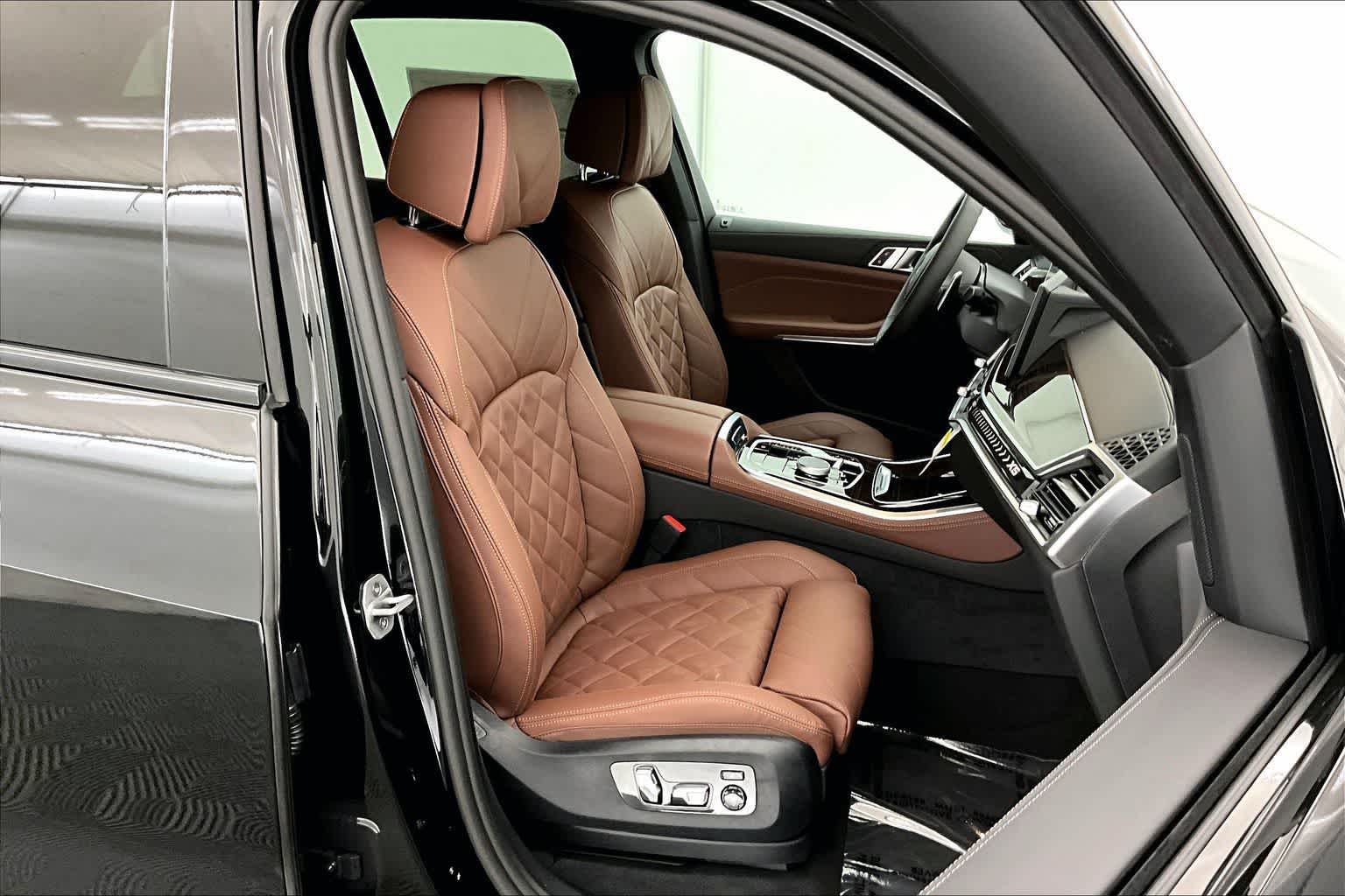Thumbnail: 2026 BMW X5 - 14