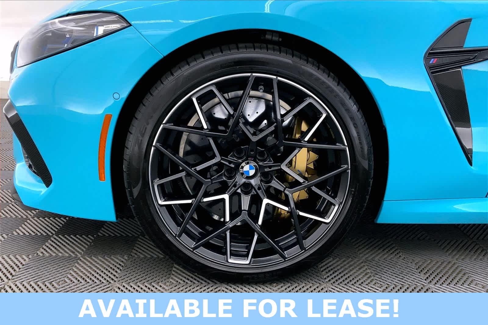 Thumbnail: 2025 BMW M8 - 8