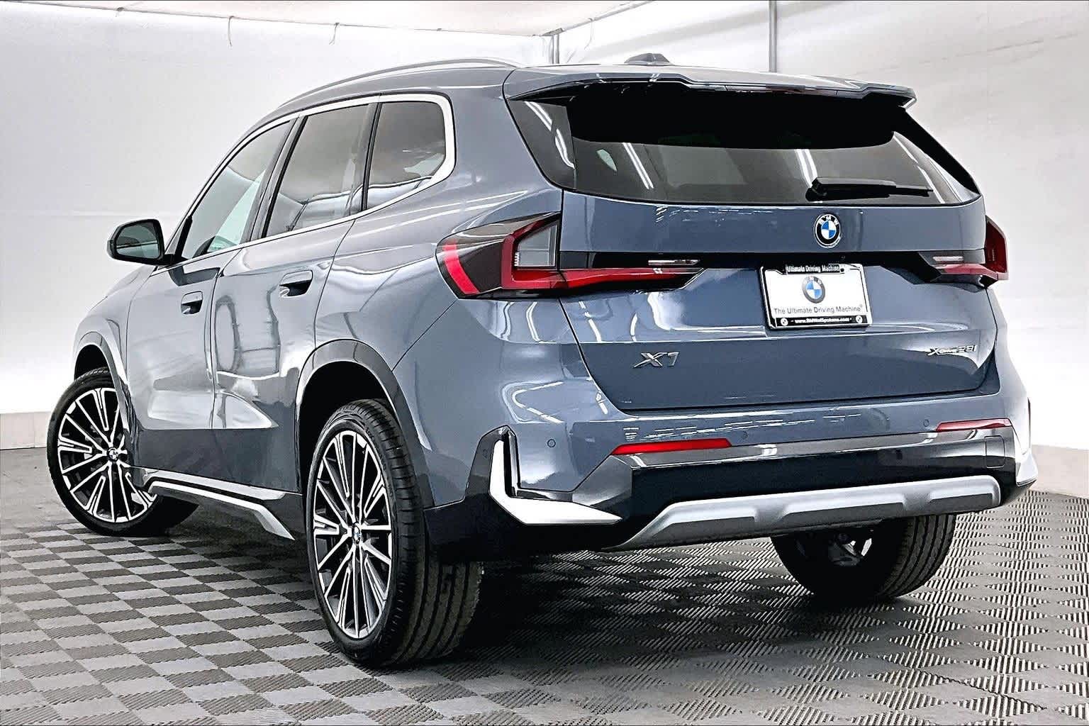 Thumbnail: 2026 BMW X1 - 4