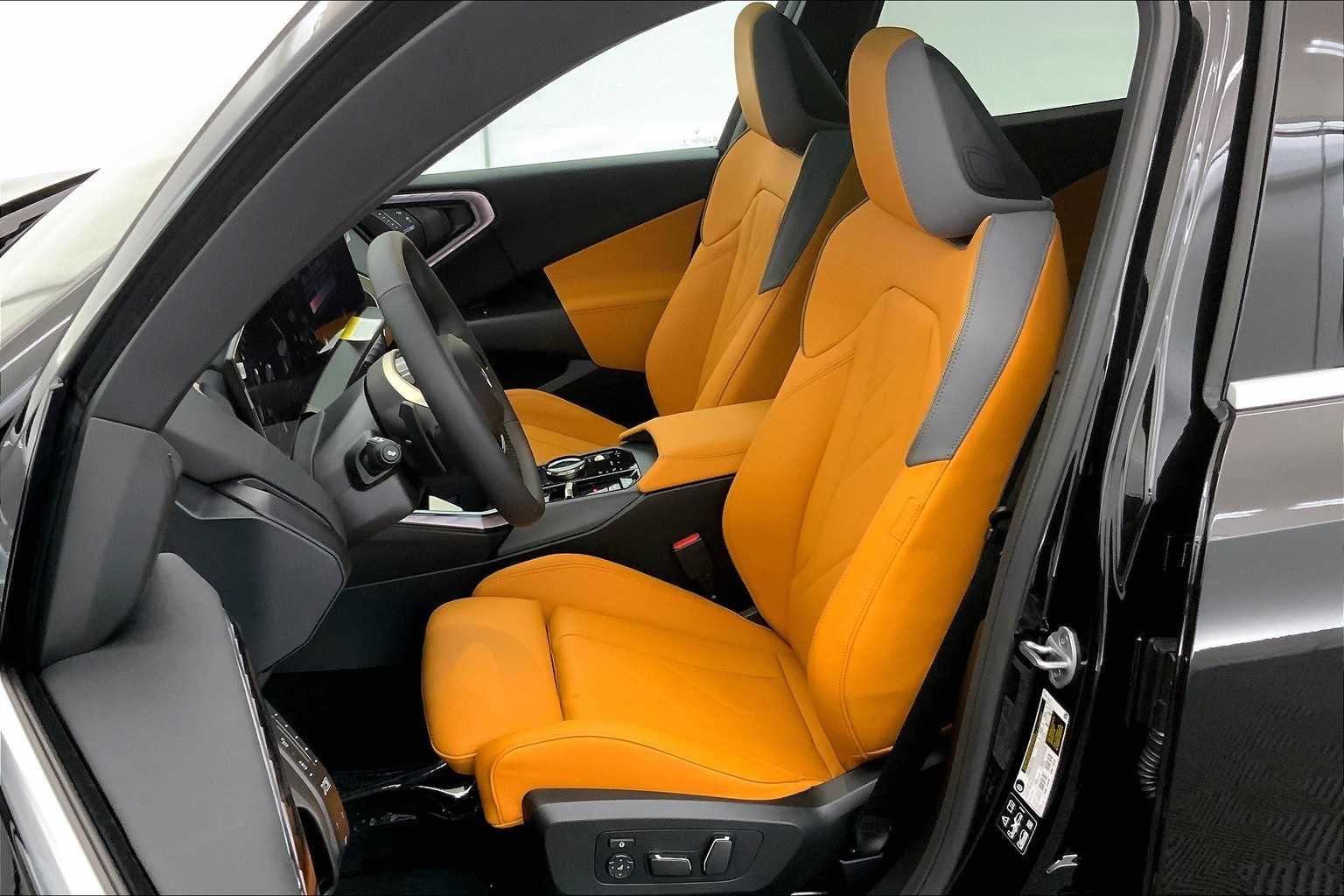 Thumbnail: 2025 BMW X3 - 11