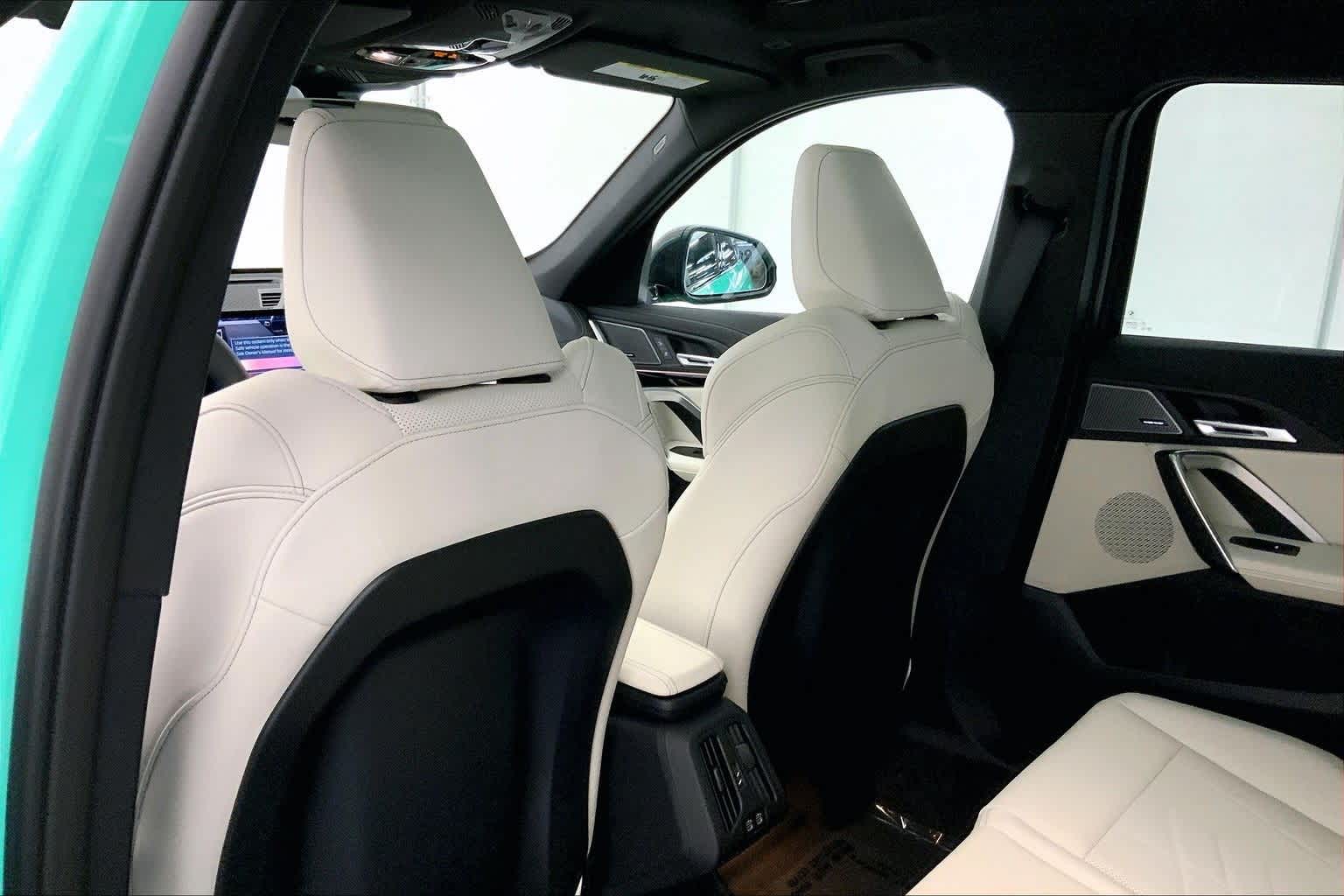 Thumbnail: 2026 BMW X1 - 12