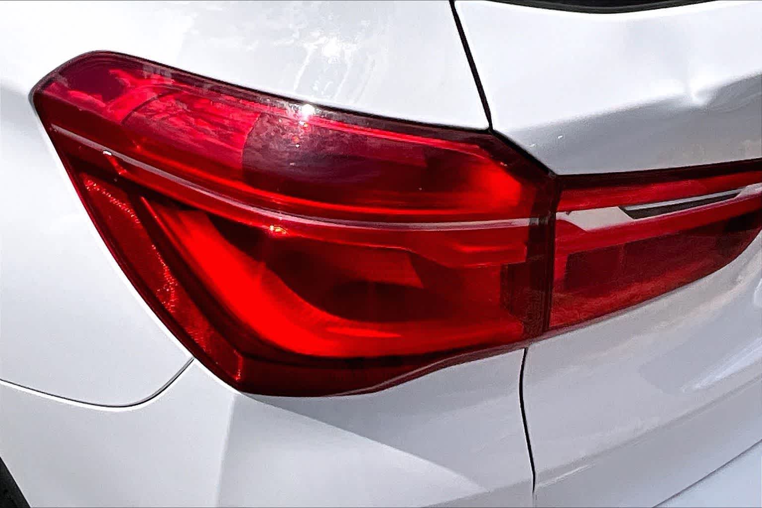 Thumbnail: 2018 BMW X1 - 15
