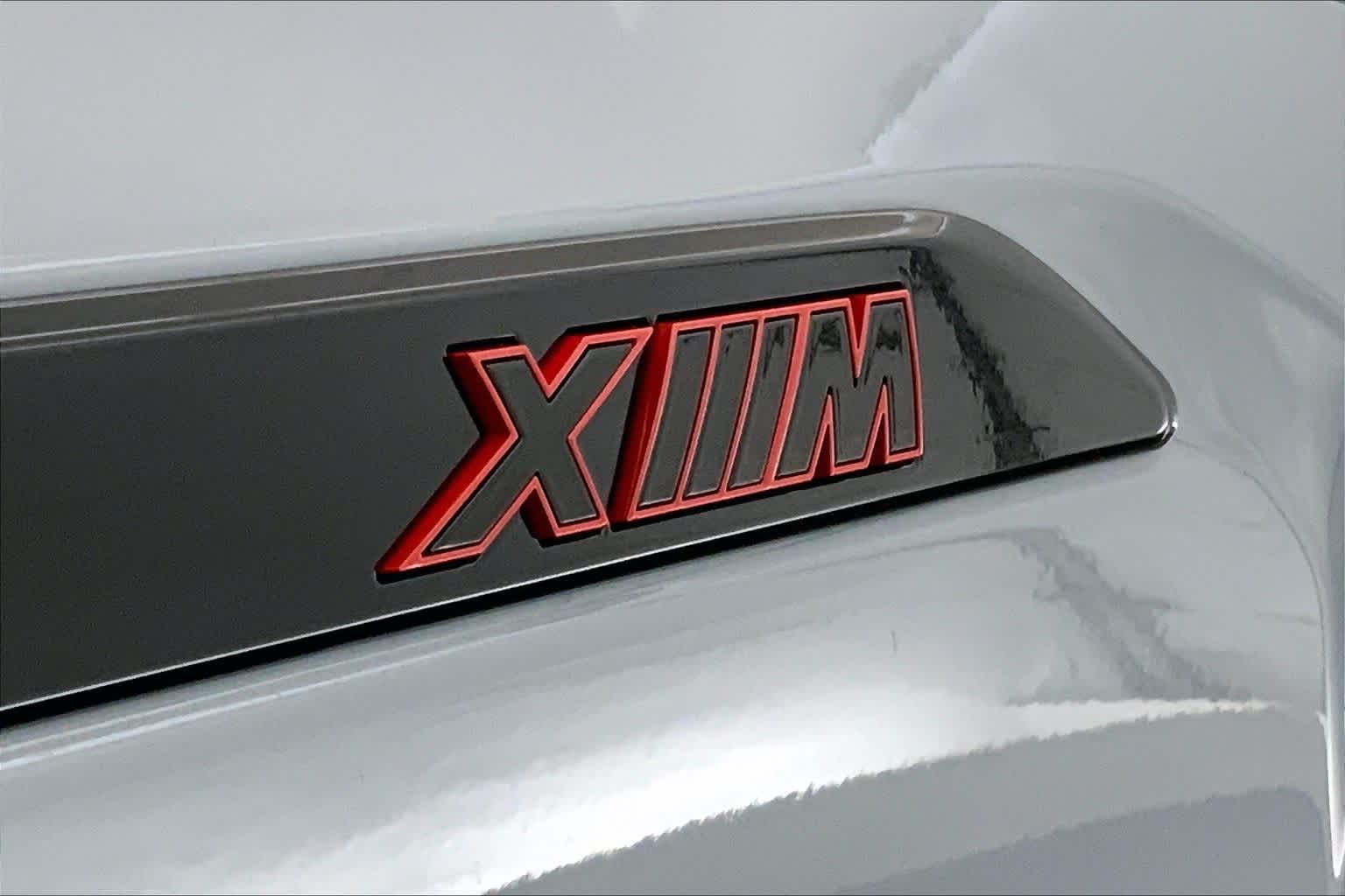 Thumbnail: 2026 BMW XM - 7