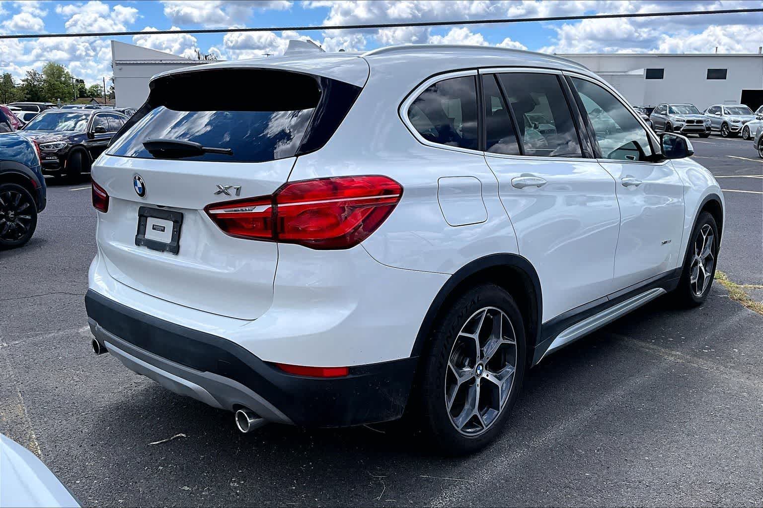Thumbnail: 2018 BMW X1 - 19