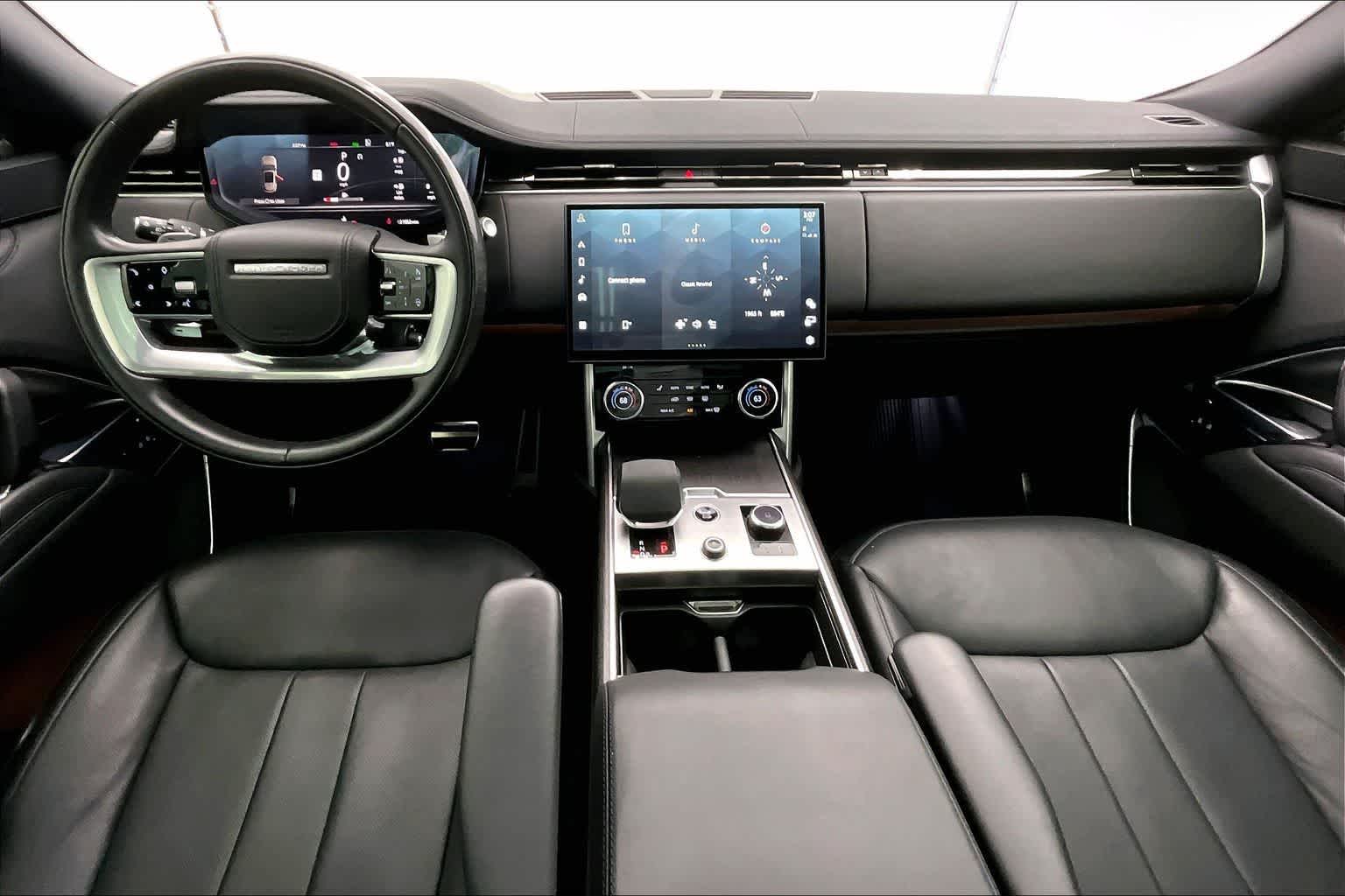 Thumbnail: 2023 Land Rover Range Rover - 10